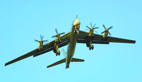 俄圖-95轟炸機(jī)。